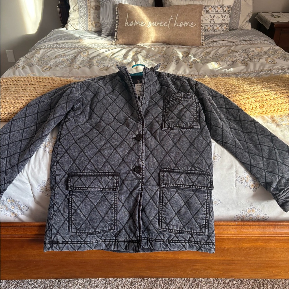 Women's Quilted Gray Jacket